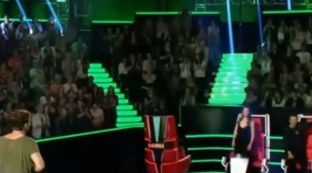 Shqiptari çon në këmbë jurinë e “The Voice” në Gjermani [video]