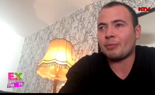 Aktori shpërthen në vaj, teksa tregon gëzimin për lindjen e vajzës [video]