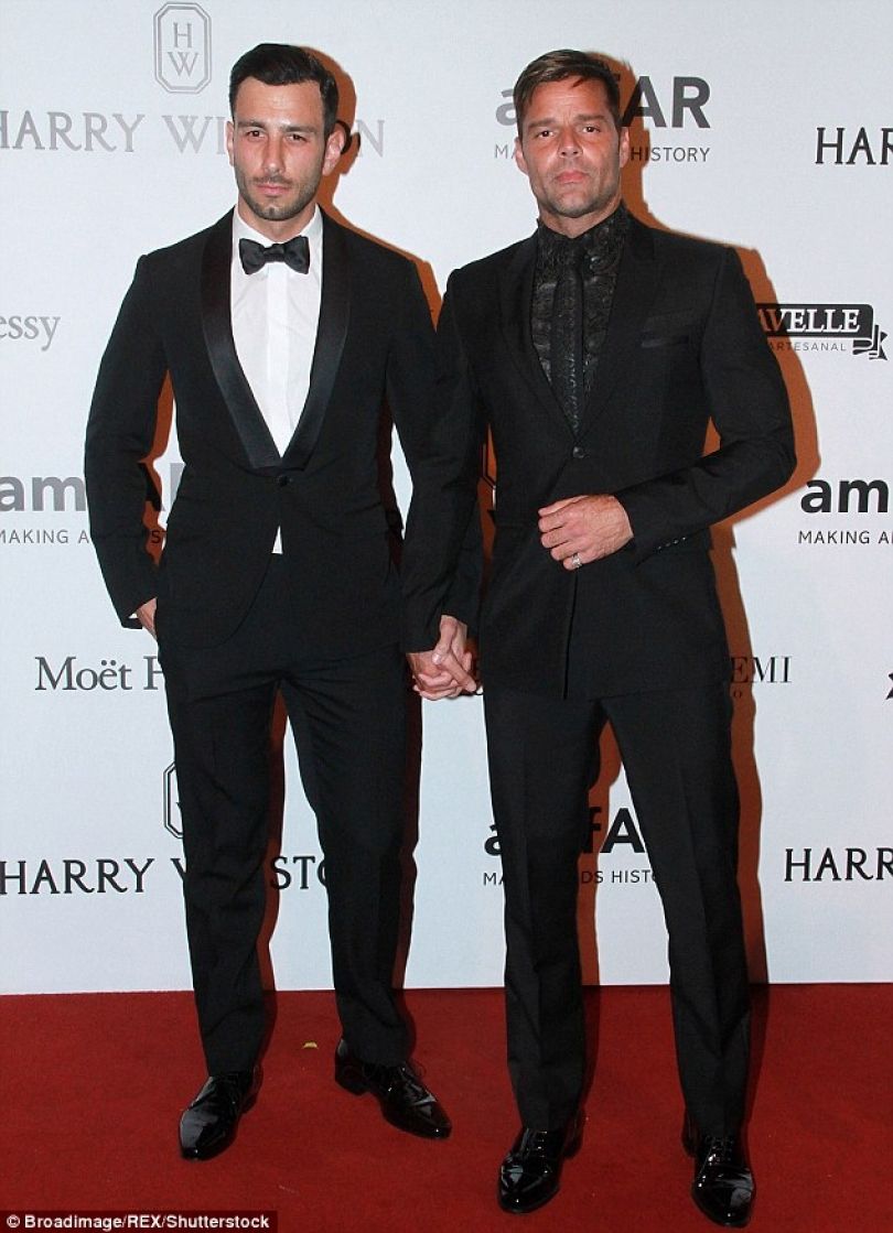  Ricky Martin fejohet me artistin sirian 