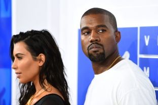 Kim dhe Kanye nuk jetojnë së bashku