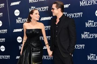 Jolie dhe Pitt finalizojnë ndarjen