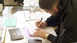 Noizy gati të fillojë karrierën ndërkombëtare, nënshkruan me “Universal Music”
