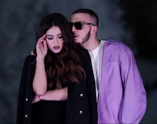 Mozzik publikon këngën e re [video]