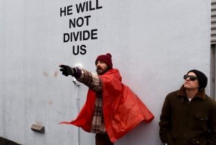 Aktori LaBeouf arrestohet para instalacionit kundër Trumpit