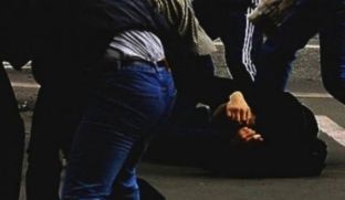 Gjatë përleshjes në Gjilan plagosen dy të rinj 