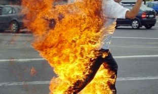 Nusja tenton t’i djegë me benzinë vjehrrën dhe kunatën