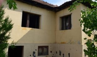 Digjet një shtëpi në Kçiq të Madh