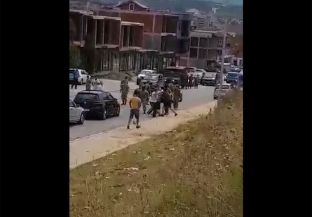 Rrahje masive në Malishevë [video]