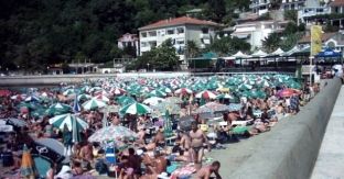 Dyshohet se një ulqinak mashtroi një prishtinas për 100 mijë euro