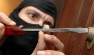 Tentojnë të vjedhin në një shtëpi në Pejë, zihen në flagrancë