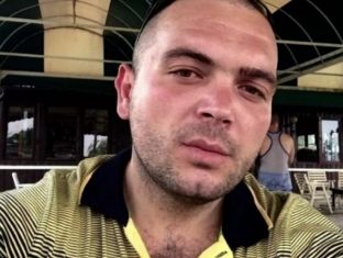 Mitrovicasi që rrëmbeu disa persona në Vlorë përfundon në burg, i dyshuar për terrorizëm