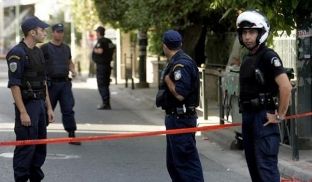 Korfuz, turistja spanjolle denoncon shqiptarin për përdhunim