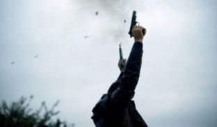 Pas të shtënave në ahengje, në rajonin e Mitrovicës konfiskohen dy armë