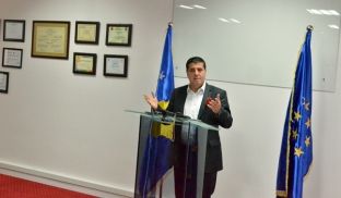 Aktakuzë kundër Lutfi Hazirit për dallavere me parkingje në Gjilan