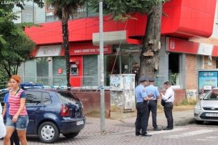 Arrestohen 3 autorët e grabitjes së bankës në ish-Bllokun e Tiranës