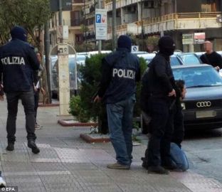 Ndër 18 të arrestuar për drogë në Itali, 5 shqiptarë