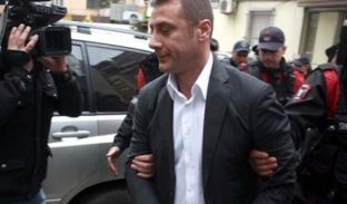 Dështon seanca gjyqësore në Belgjikë ndaj ish-deputetit Mark Frrokut