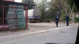  Policia kap mall të kontrabanduar në veri, shoferi s’bindet për ta dërguar në terminal