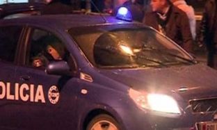 Vritet me thikë një person në Elbasan