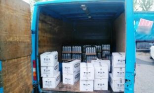 Dogana në Prishtinë kap mbi 1000 litra vaj të kontrabanduar motorik