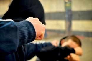 Përleshje në Fushë-Kosovë, lëndohen edhe dy policë