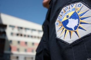 Cilët janë policët e arrestuar