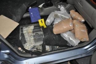Kapen 24 kg drogë në Muriqan, një i arrestuar