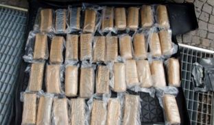 Marihuana e fshehur në gomën e veturës u zbulua para se të “eksportohej” në Serbi
