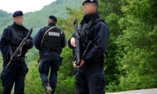 Aksion i gjerë i policisë në Vushtrri, tre të arrestuar