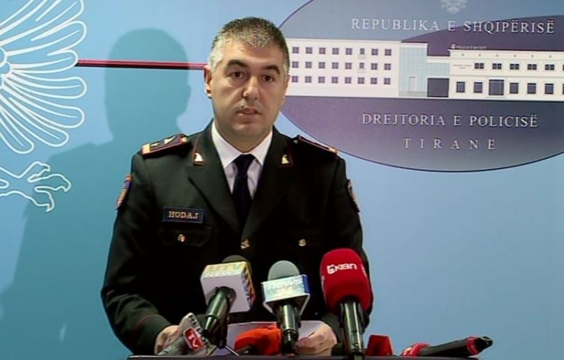 11 të arrestuar në Tiranë për prostitucion, mes tyre edhe një polic