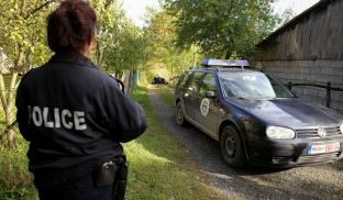 Bombë në oborrin e ujësjellësit në Suhadoll