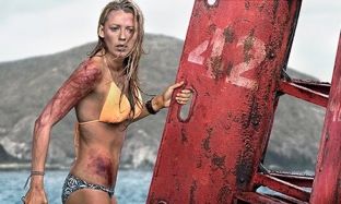 “The Shallows” për betejën e Blake Lively me peshkaqenin