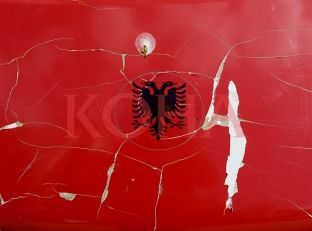 Muzika rishkruan shqipen standarde