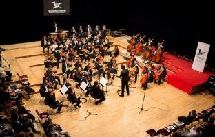 Filarmonia dëshmohet me repertor të orkestrave botërore