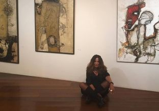 Dy artiste shpalosin në Londër histori nga Kosova