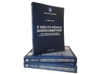 Promovohet libri 