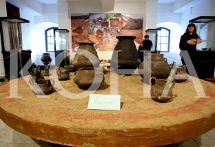 Muzeu me kamp për restaurim të artefakteve