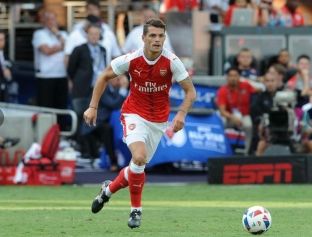 Wenger flet për debutimin e Granit Xhakës 