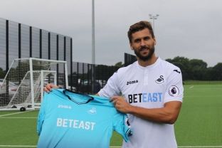 Zyrtare: Fernando Llorente në Premier Ligë