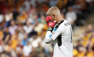 Kampioni i Anglisë me humbje nis mbrojtjen e titullit