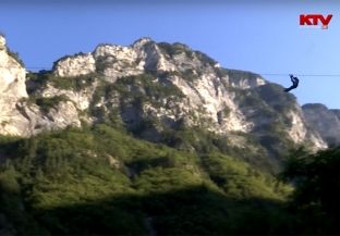  “Zipline” ofron aventurë të re në Bjeshkët e Rugovës [video]