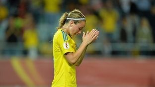 Futbollistet e Suedisë me Kosovare Asllanin eliminuan Brazilin