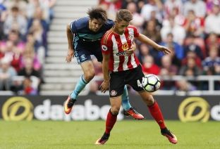 Tifozët e Sunderland i thurin këngë Januzajt [video]