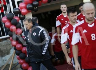 Çka i ka detyruar De Biasi të bëjnë lojtarët kuqezi