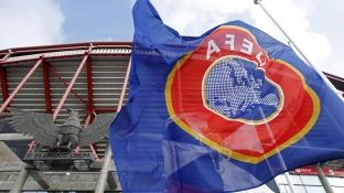Ukraina s'merr përkrahjen e UEFA-s, pritet vendimi i FIFA-s