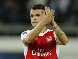 Wenger: Xhakës i duhet kohë për adaptim