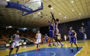 Sukses historik i kuqezinjve në basketboll