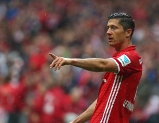 Ancelotti përjashton mundësinë që Lewandowski të transferohet te PSG-ja