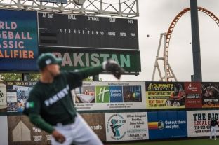 Pakistani po zhvillon skuadër bejsbolli me lojtarë të kriketit