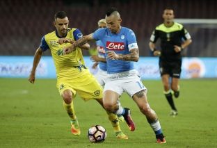 Napoli hije e Juventusit
